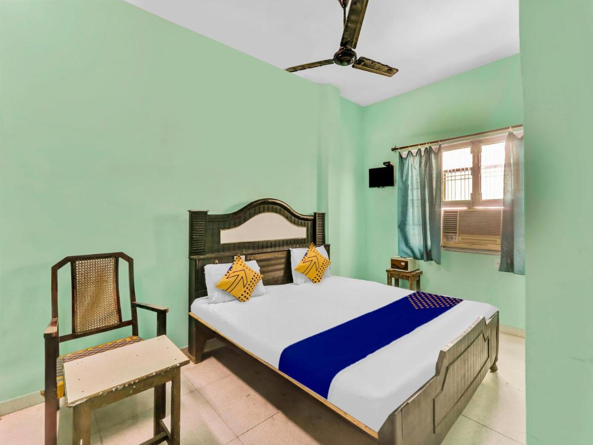 Spot On 81122 Saket Honest Hotel Ayodhya 外观 照片