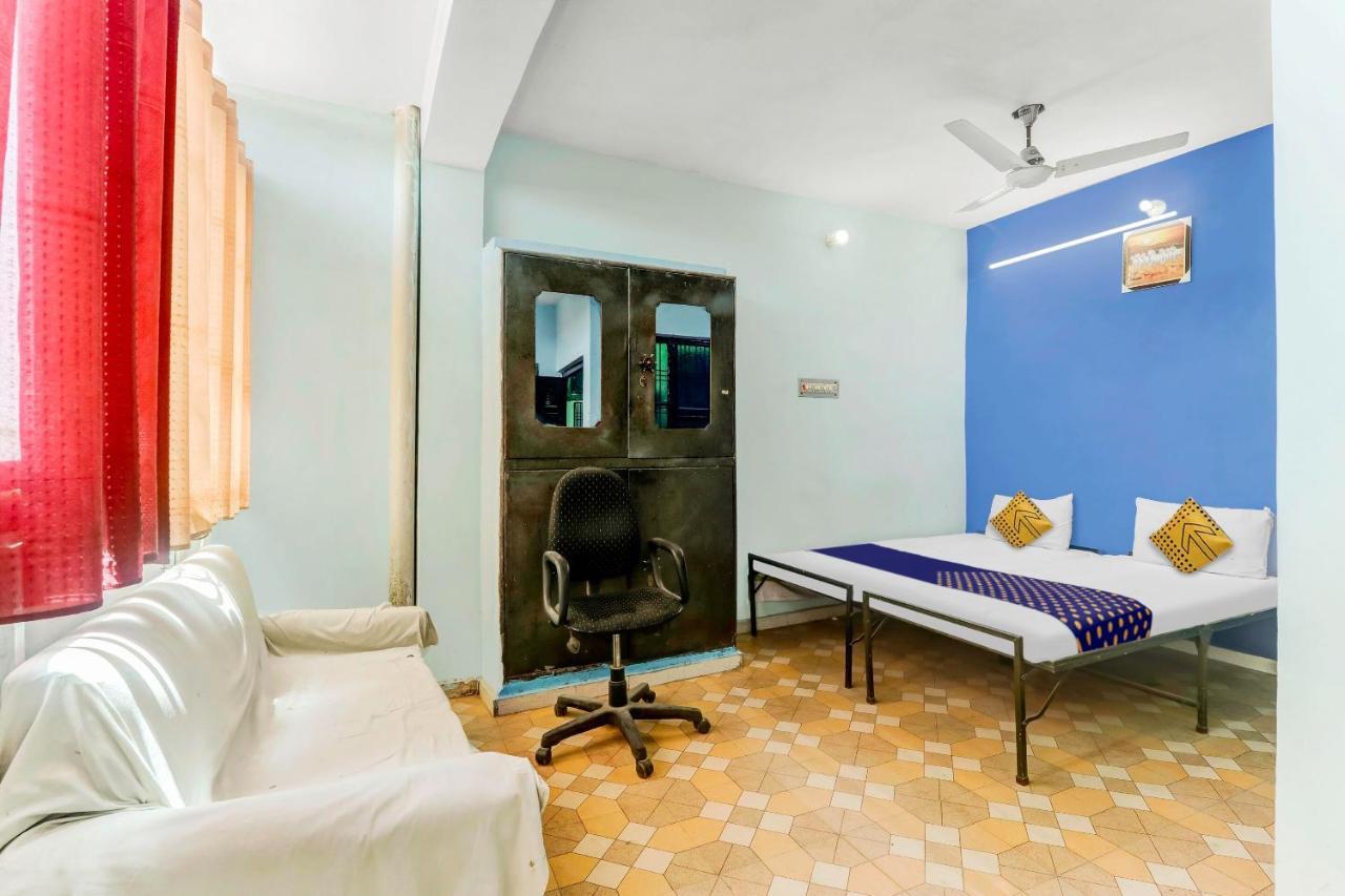 Spot On 81122 Saket Honest Hotel Ayodhya 外观 照片