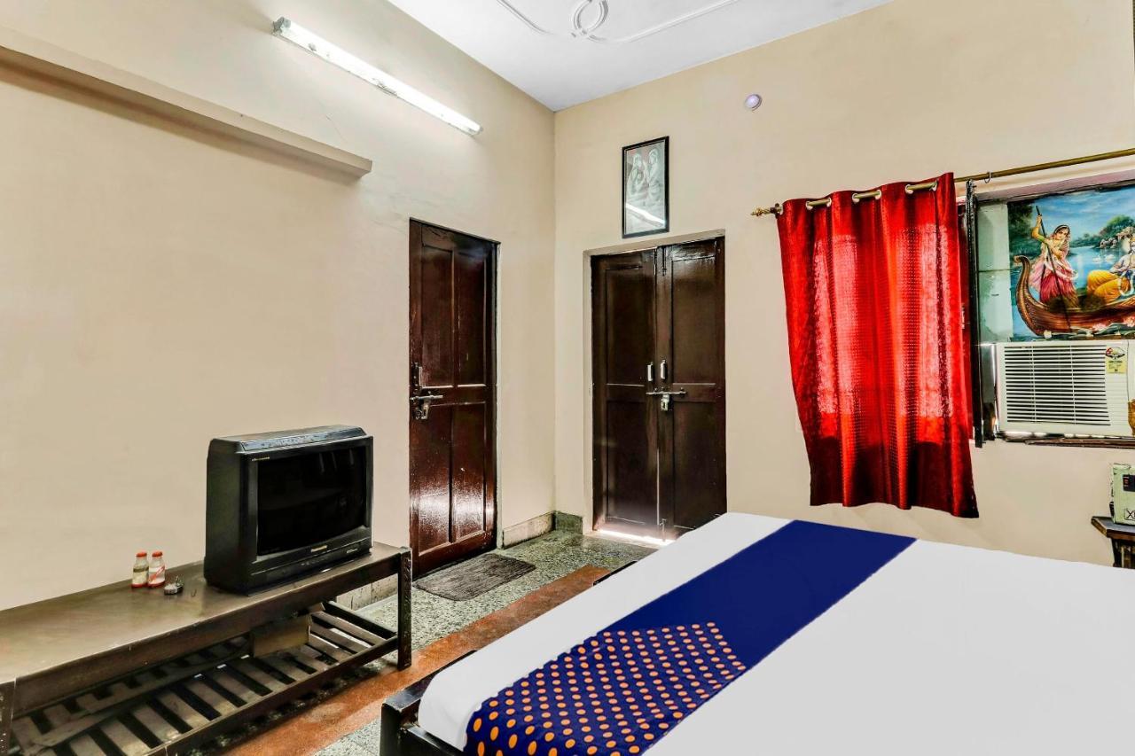 Spot On 81122 Saket Honest Hotel Ayodhya 外观 照片