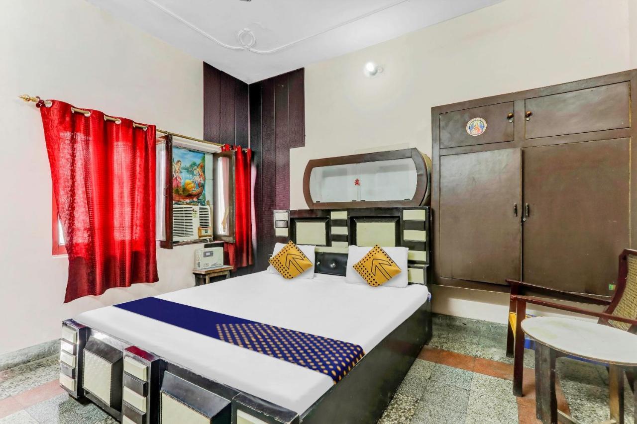 Spot On 81122 Saket Honest Hotel Ayodhya 外观 照片